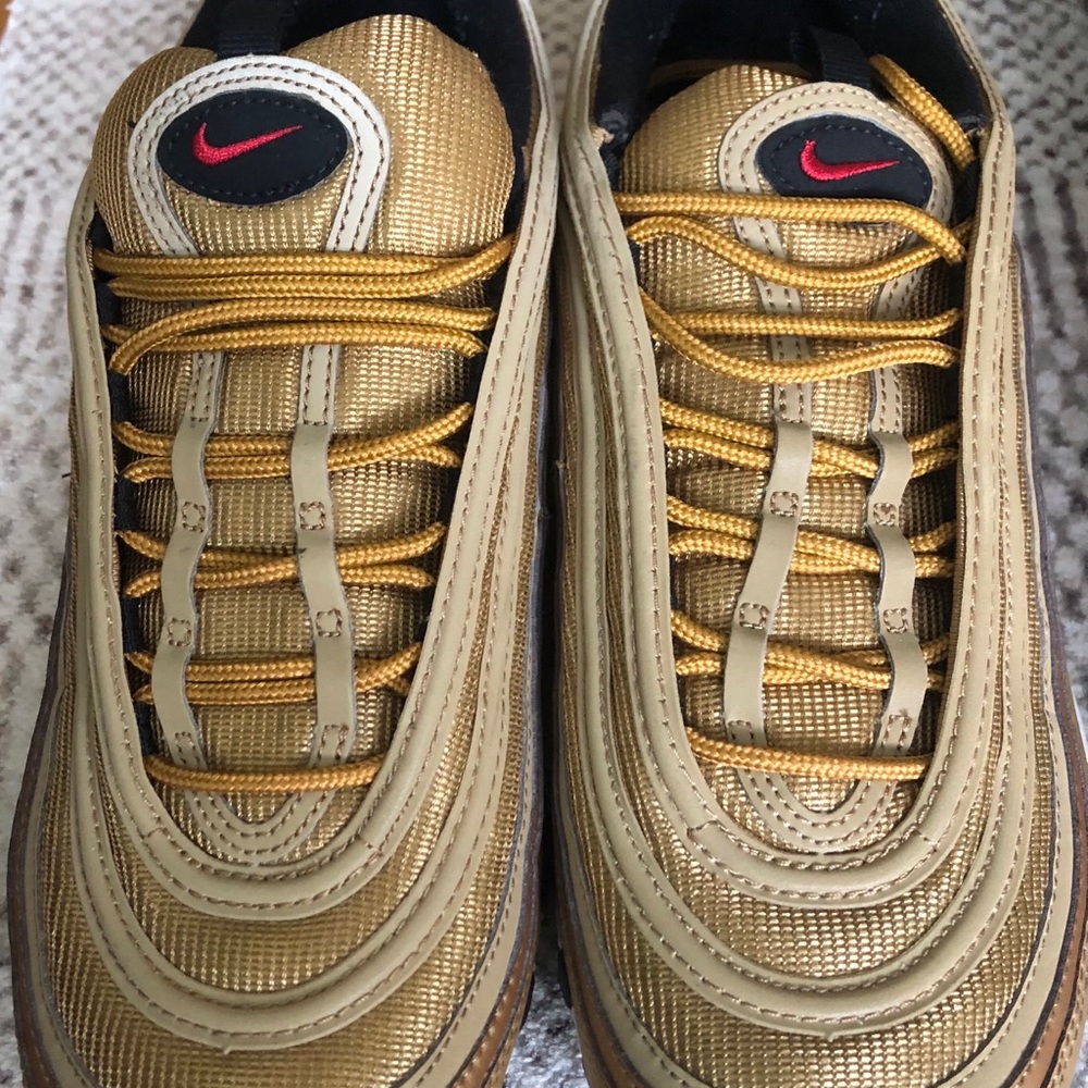 Men’s Nike Air Max 97 “Metallic Gold” - Picture 2 of 7